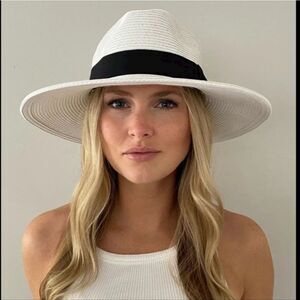 WIDE BRIM LADIES STRAW FEDORA HAT IN MILKY WHITE 🖤